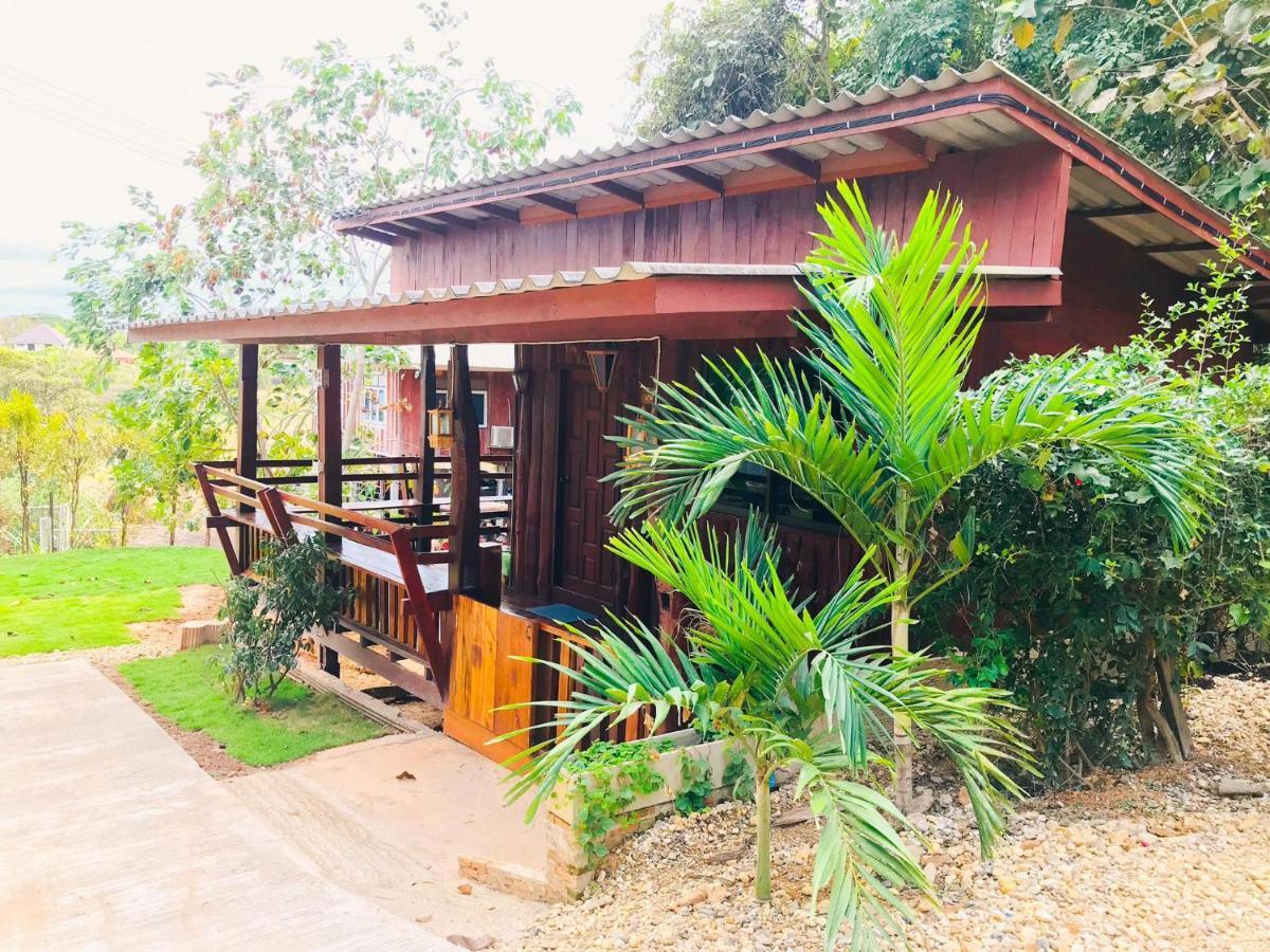 Settee Homestay Nan Bagian luar foto
