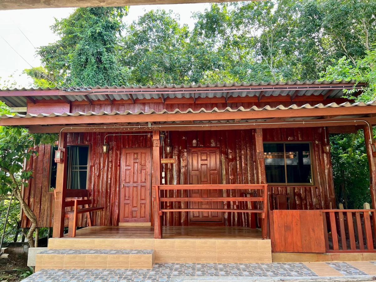 Settee Homestay Nan Bagian luar foto