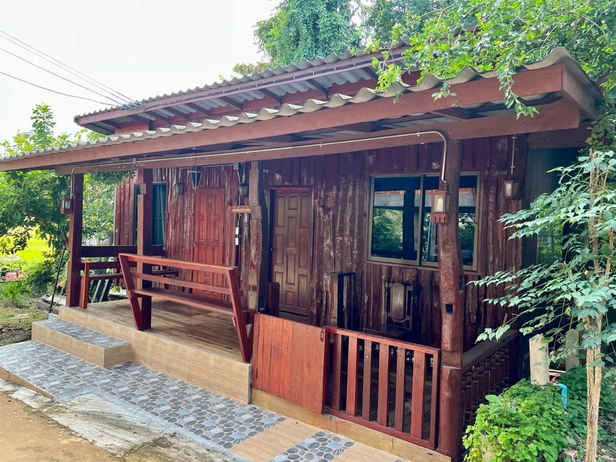 Settee Homestay Nan Bagian luar foto