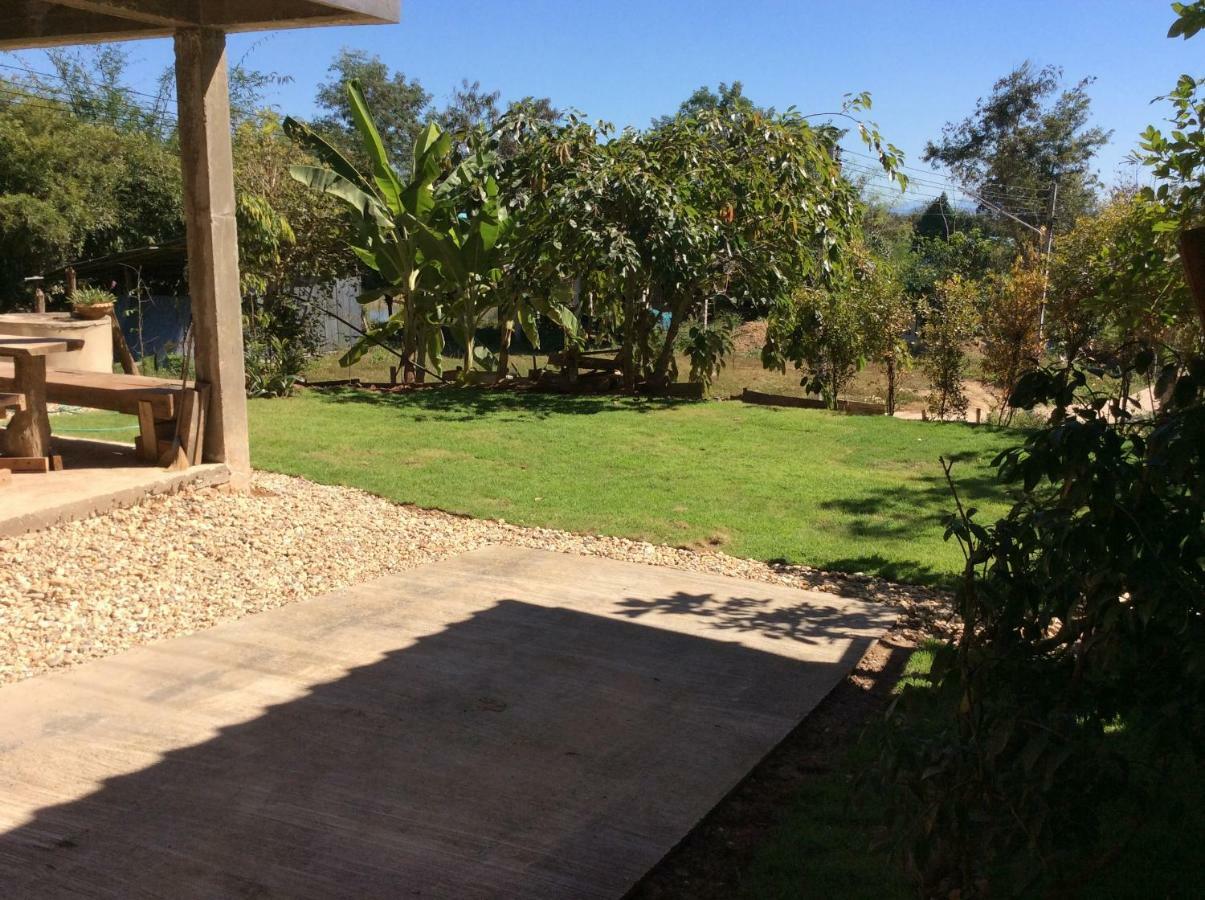 Settee Homestay Nan Bagian luar foto