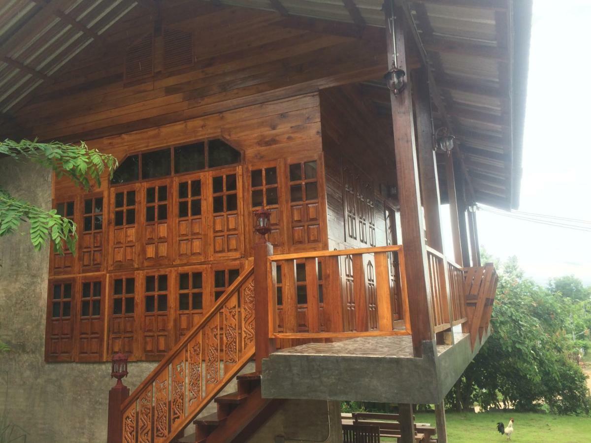 Settee Homestay Nan Bagian luar foto