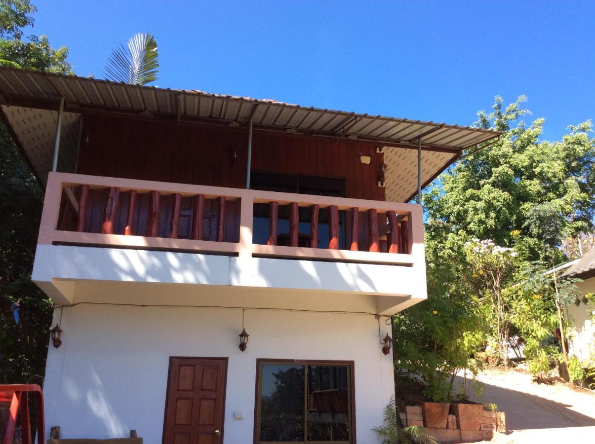 Settee Homestay Nan Bagian luar foto